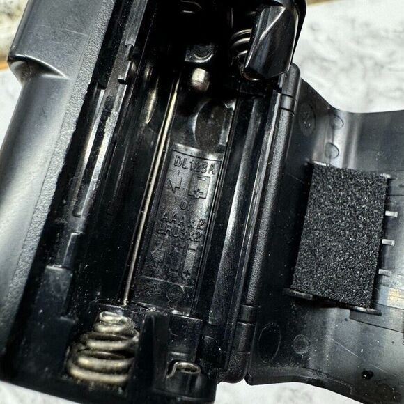 Olympus Infinity Jr 35mm Point & Shoot Camera w/ 35mm f3.5 Lens Tested - Picture 5 of 9